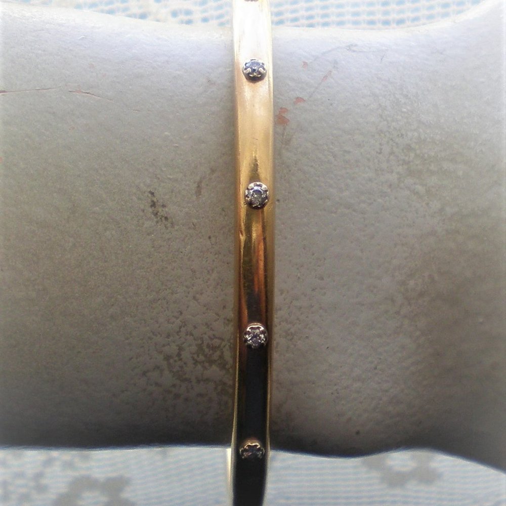 Vintage Solid 14K Yellow Gold Genuine Diamond Cluster Bangle Bracelet